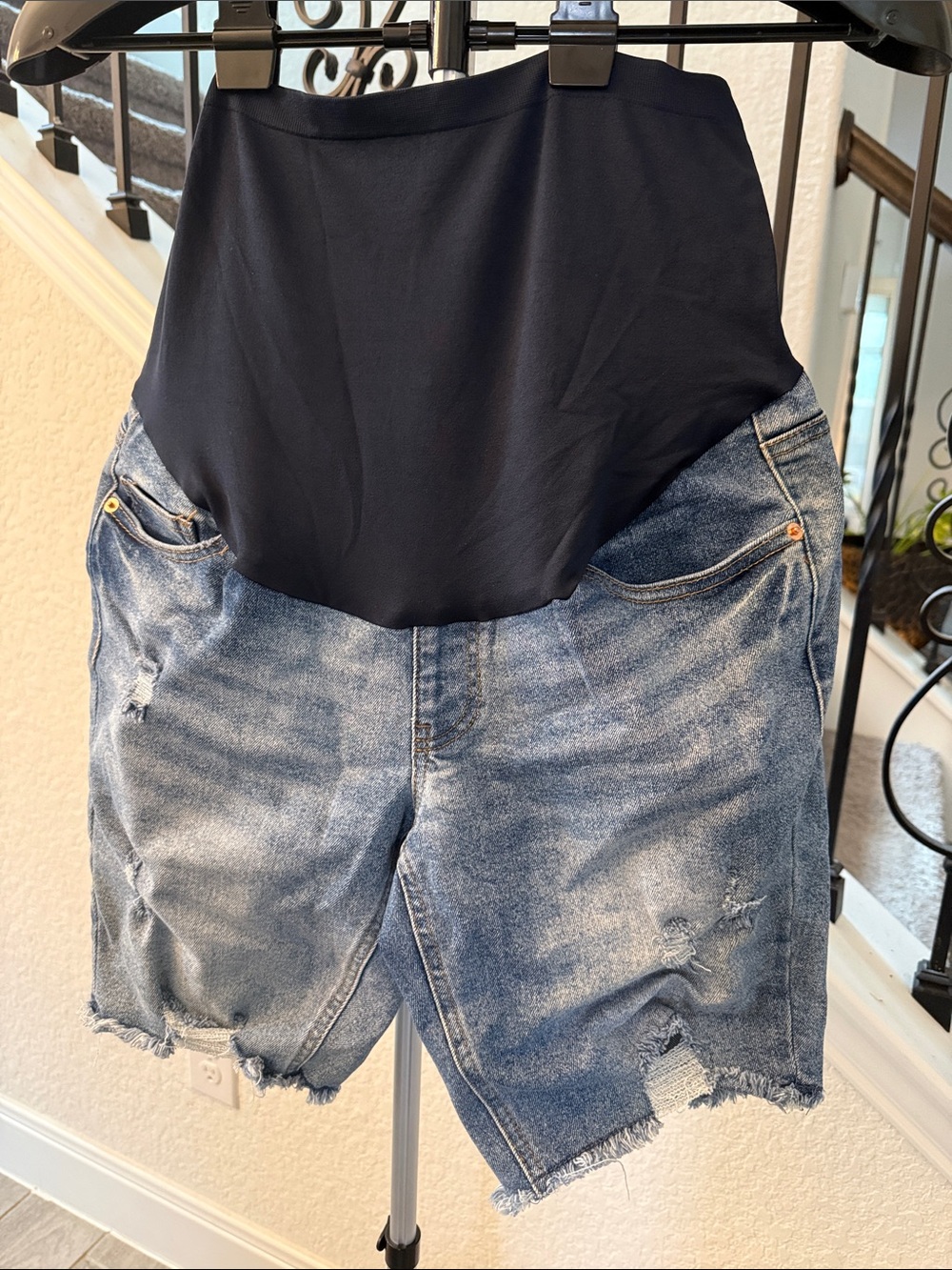 Maternity Denim Shorts with Stretch navy Waistband